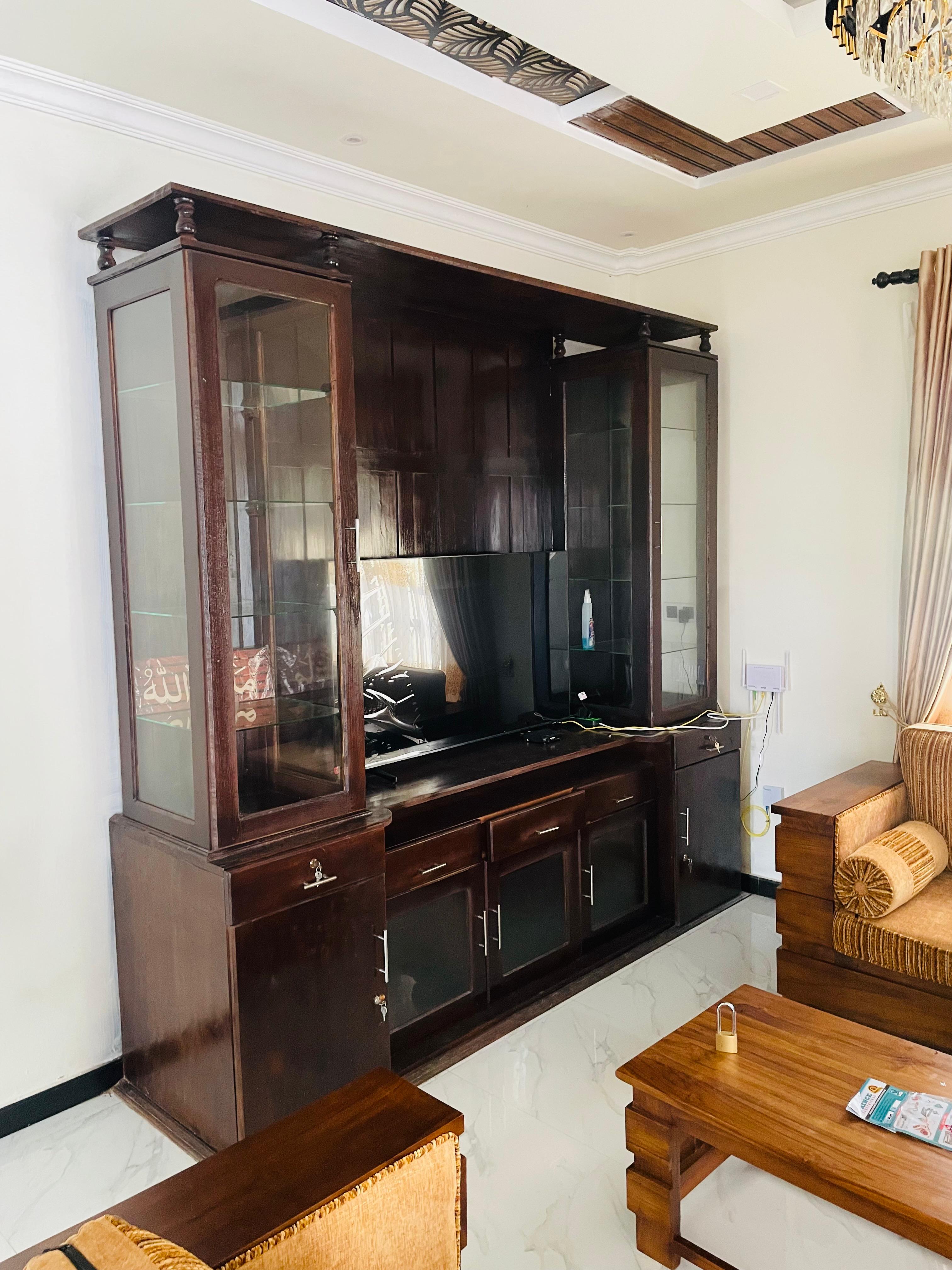 Wardrobe Unit